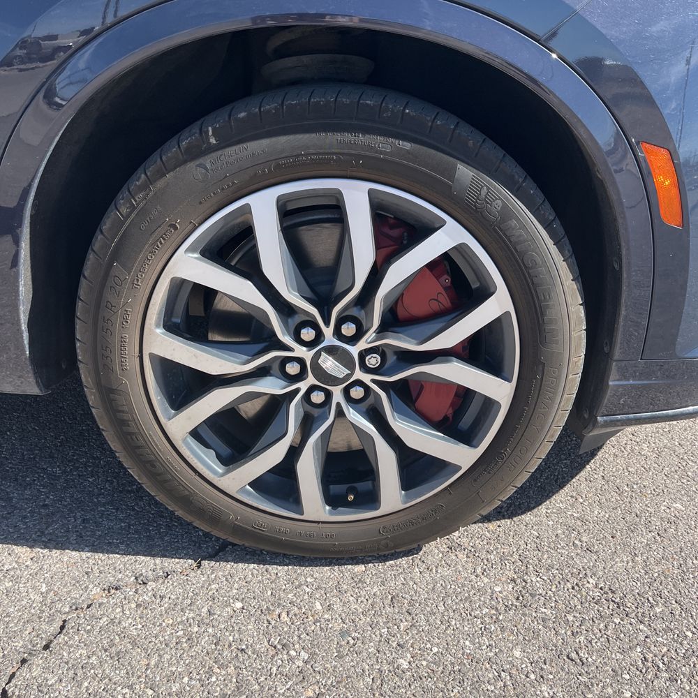 2024 Cadillac XT6 - Image 10