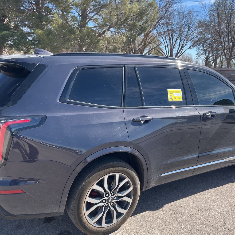 2024 Cadillac XT6 - Image 27