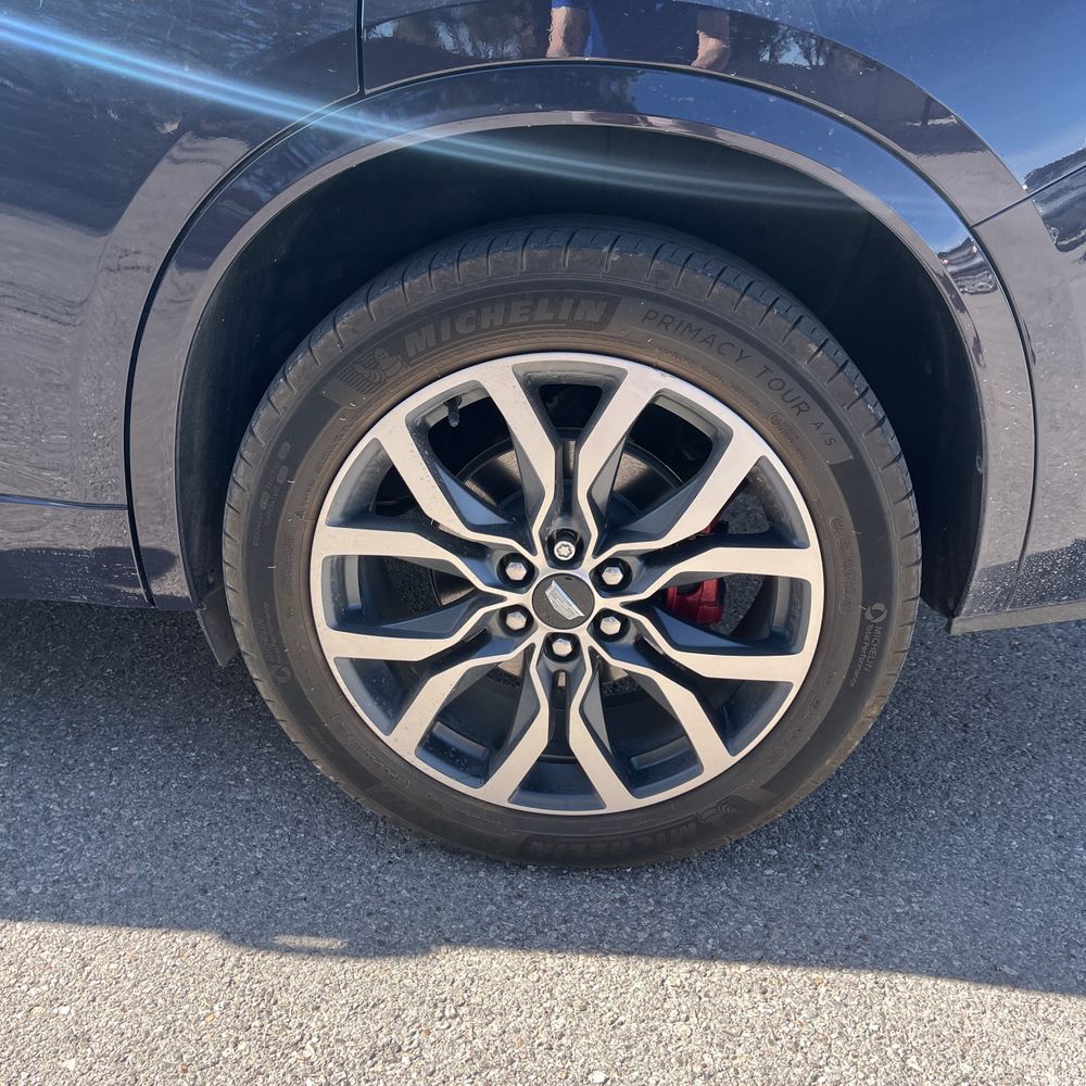 2024 Cadillac XT6 - Image 37