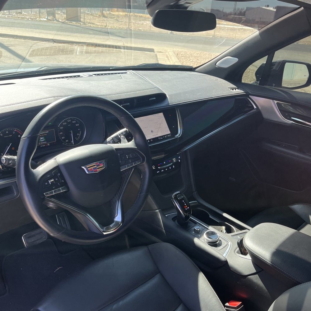 2024 Cadillac XT6 - Image 40