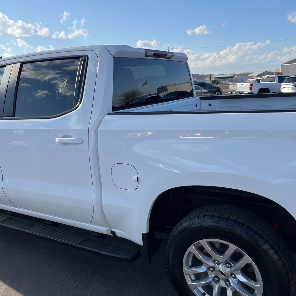 2021 Chevrolet Silverado 1500 - Image 10