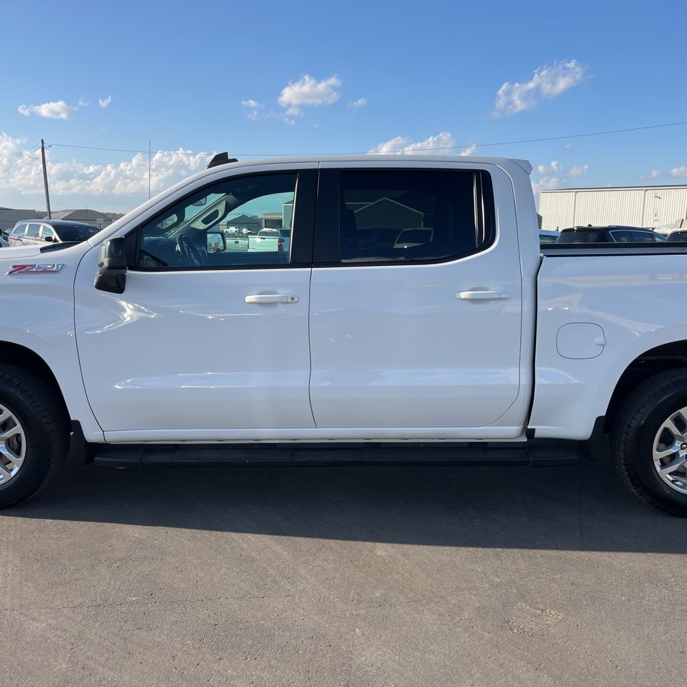 2021 Chevrolet Silverado 1500 - Image 13