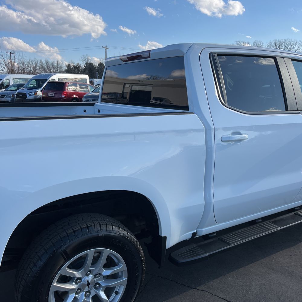2021 Chevrolet Silverado 1500 - Image 36