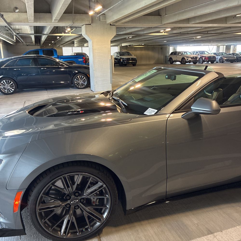 2021 Chevrolet Camaro - Image 3