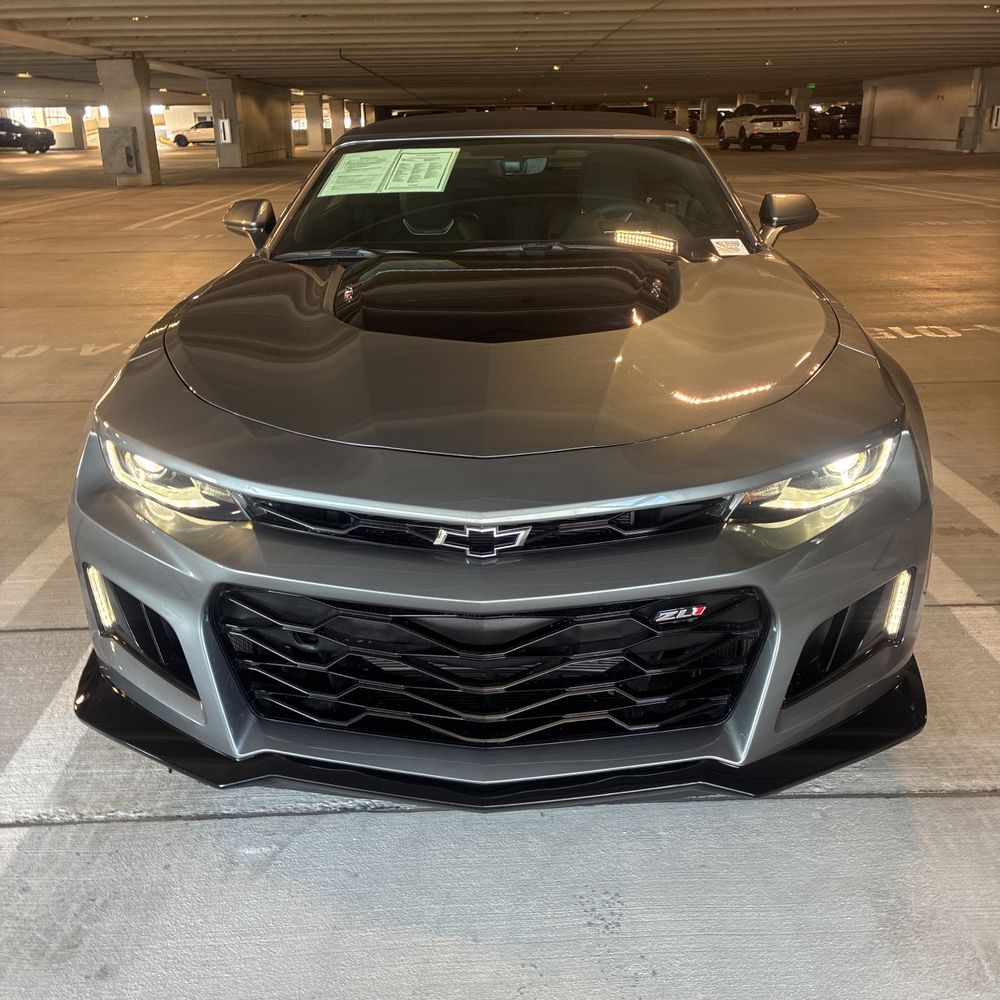 2021 Chevrolet Camaro - Image 24