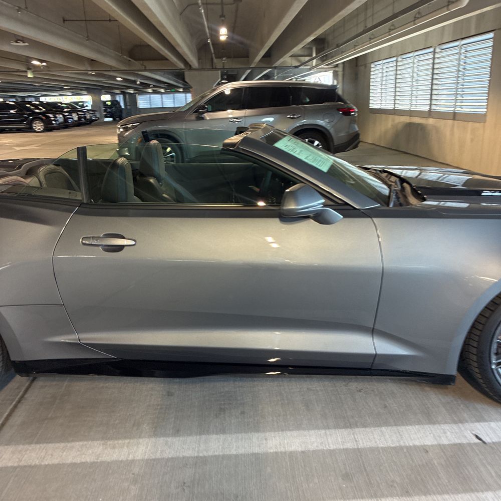 2021 Chevrolet Camaro - Image 33