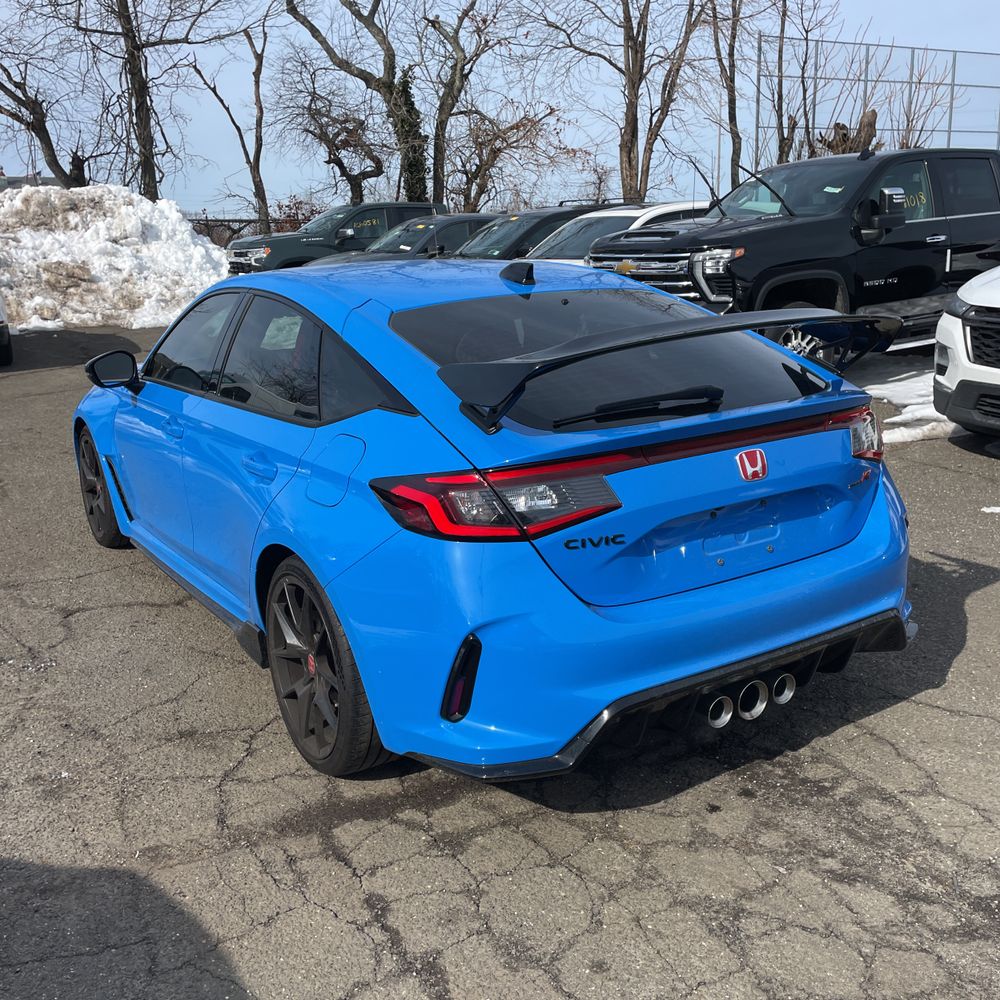 2025 Honda Civic Type R - Image 22