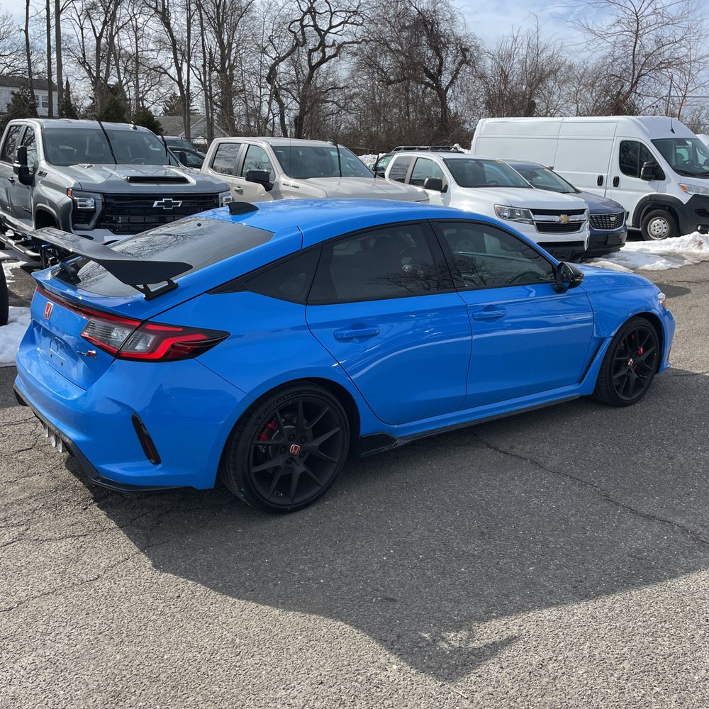 2025 Honda Civic Type R - Image 26