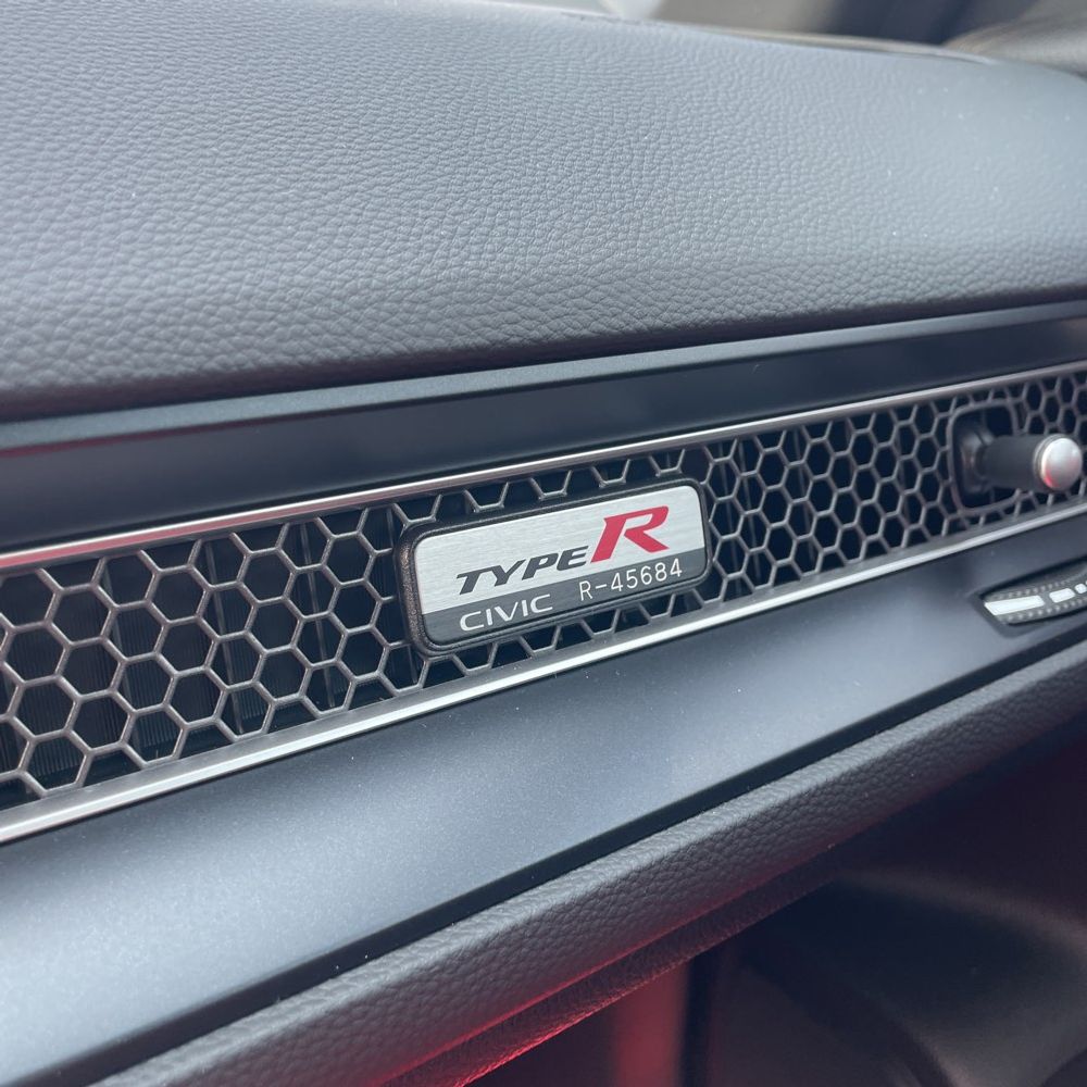 2025 Honda Civic Type R - Image 55