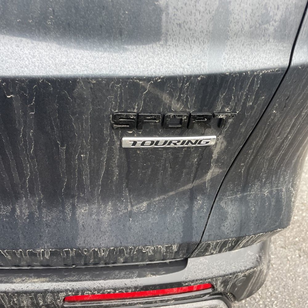 2024 Honda CR-V Hybrid - Image 9