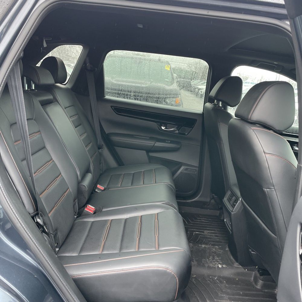 2024 Honda CR-V Hybrid - Image 15