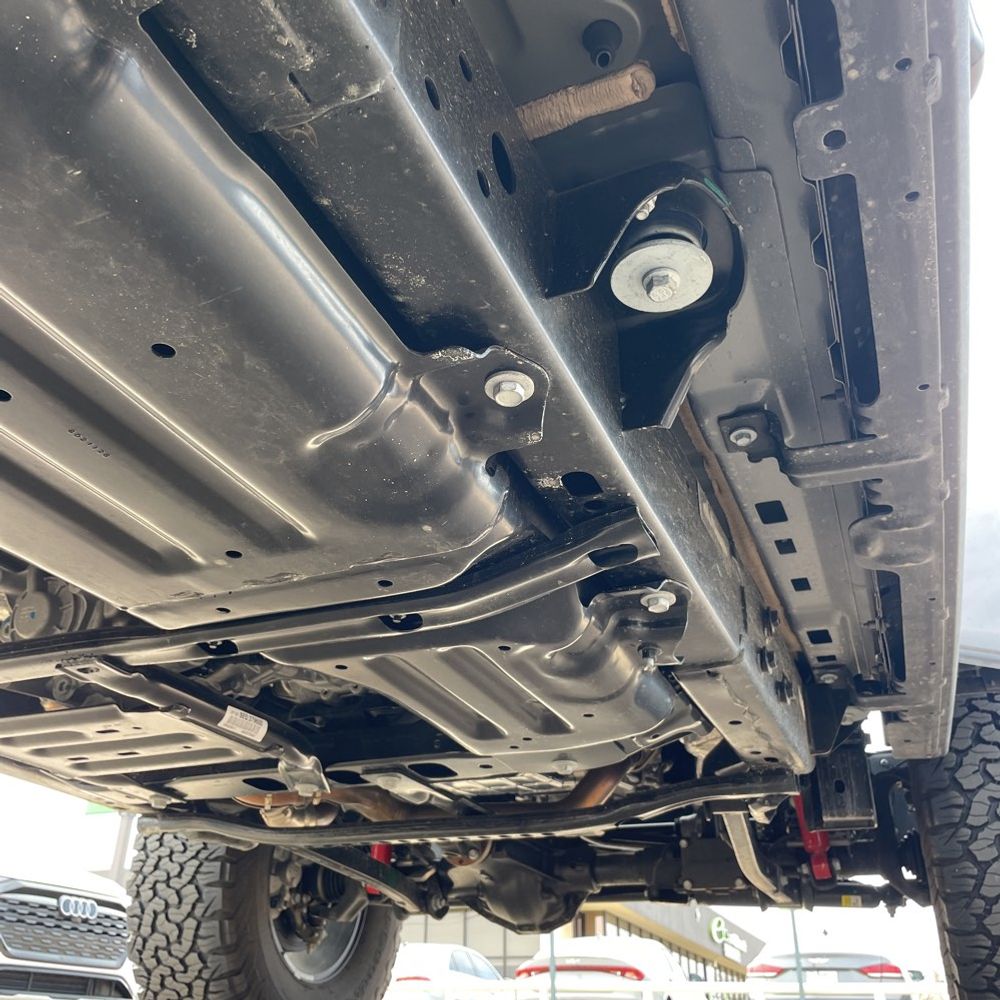 2025 Jeep Wrangler - Image 15