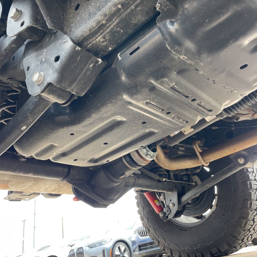 2025 Jeep Wrangler - Image 32