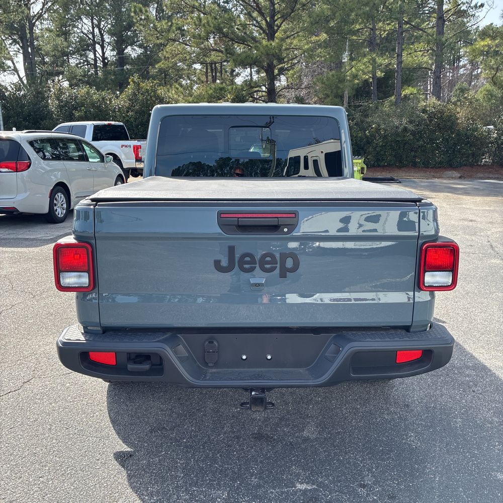 2024 Jeep Gladiator - Image 30