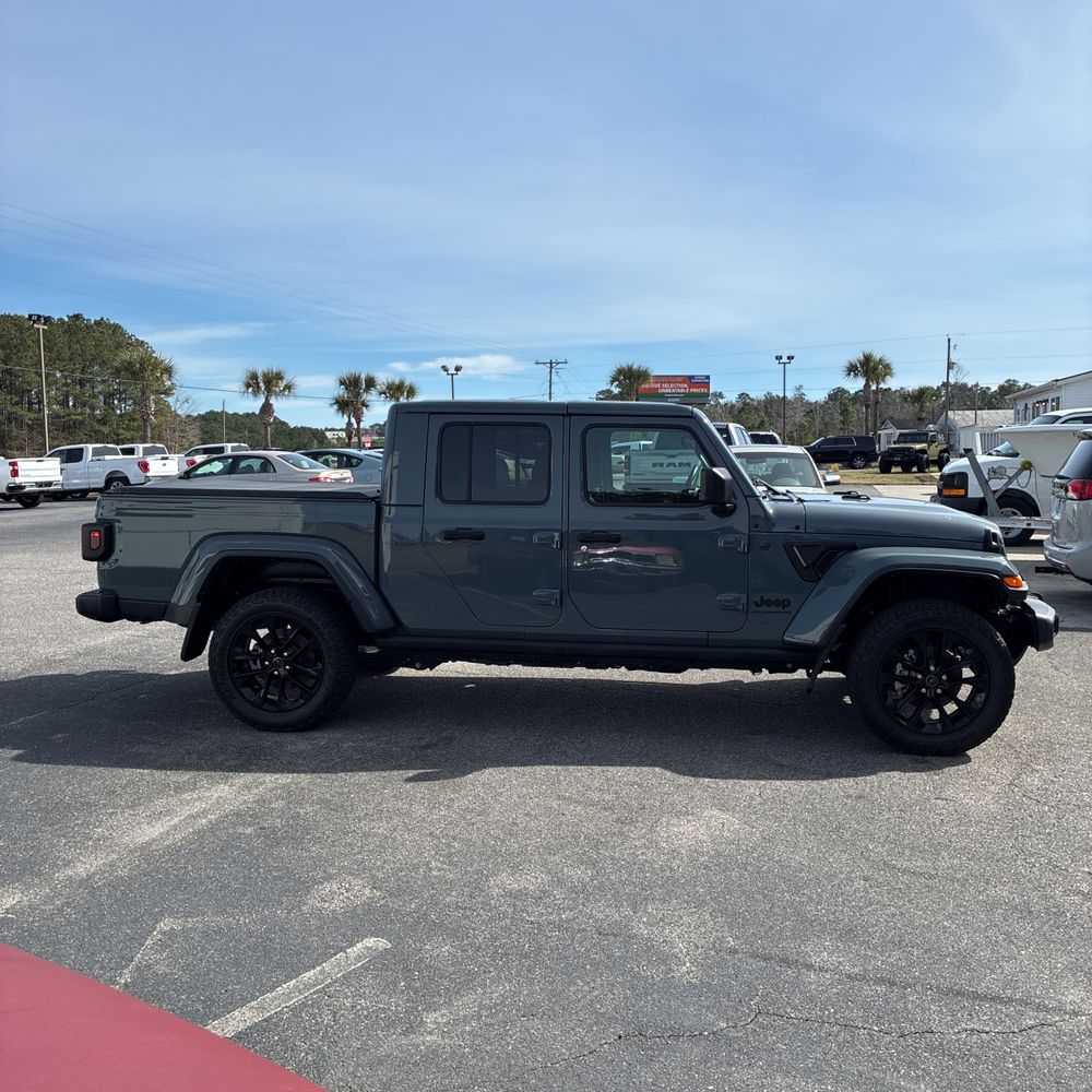 2024 Jeep Gladiator - Image 52