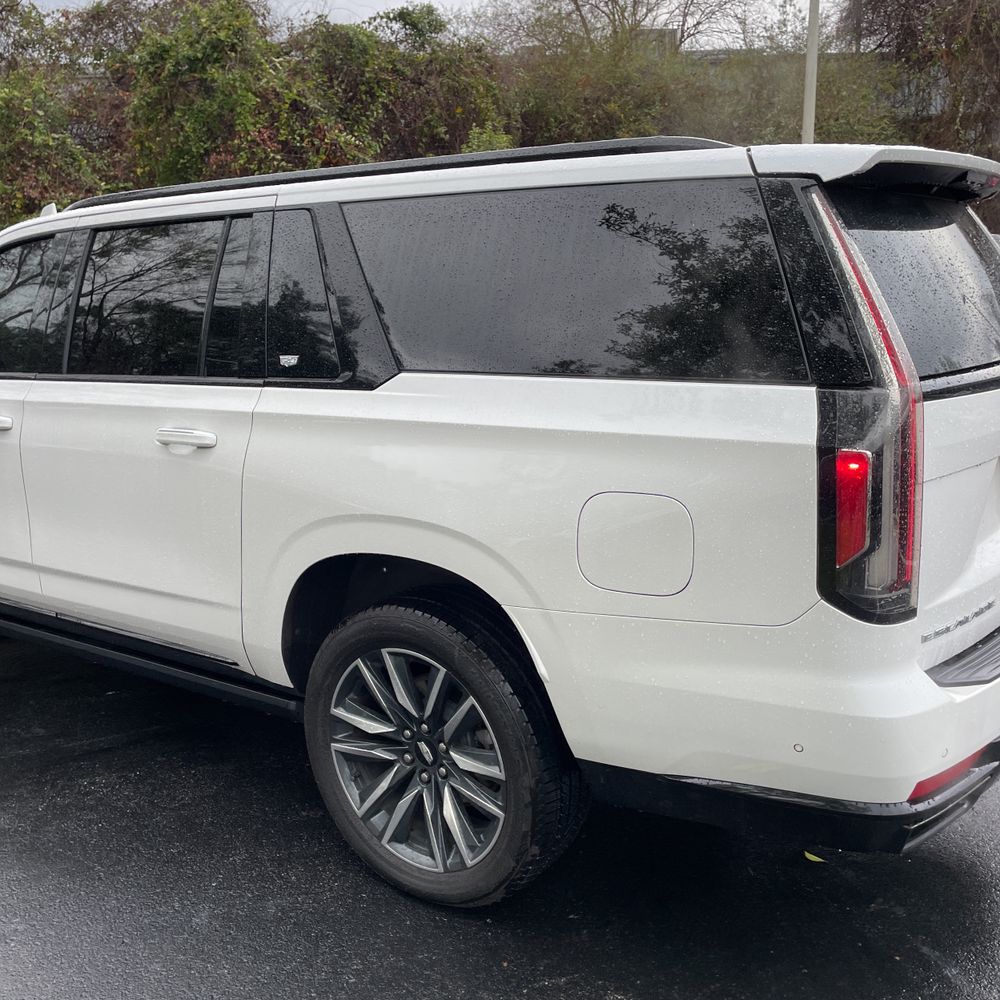 2021 Cadillac Escalade ESV - Image 4