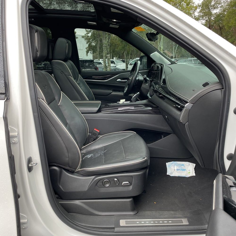 2021 Cadillac Escalade ESV - Image 40