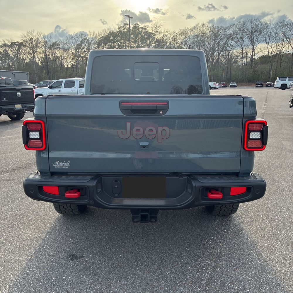 2025 Jeep Gladiator - Image 49