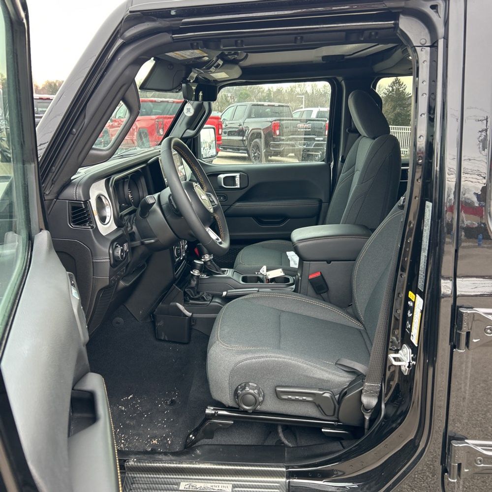 2024 Jeep Wrangler - Image 3