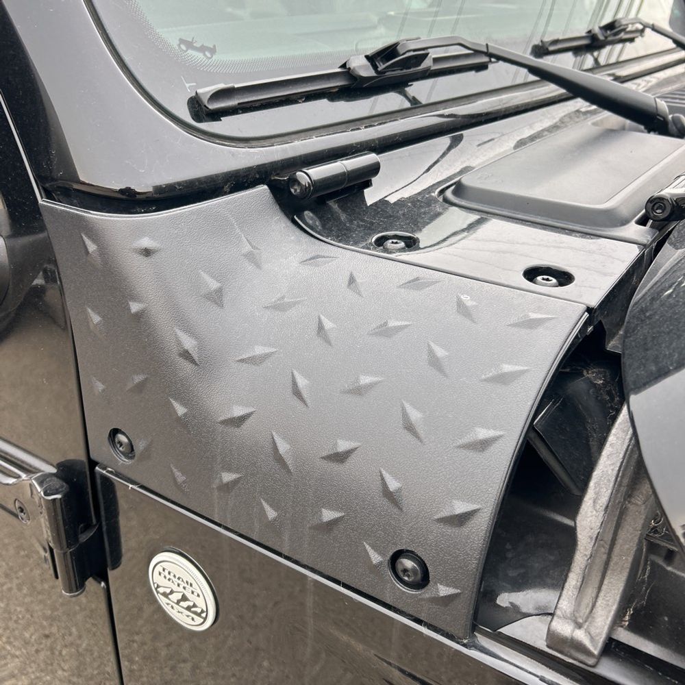 2024 Jeep Wrangler - Image 15