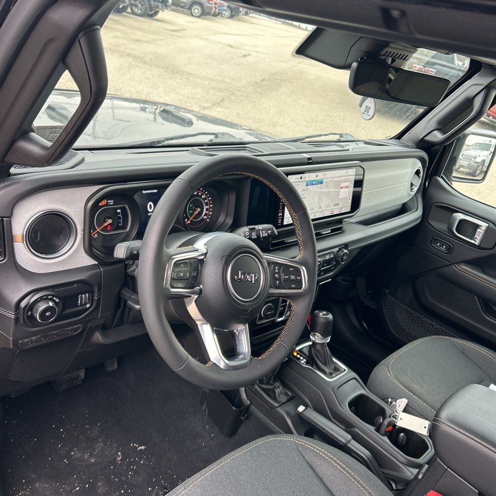 2024 Jeep Wrangler - Image 28