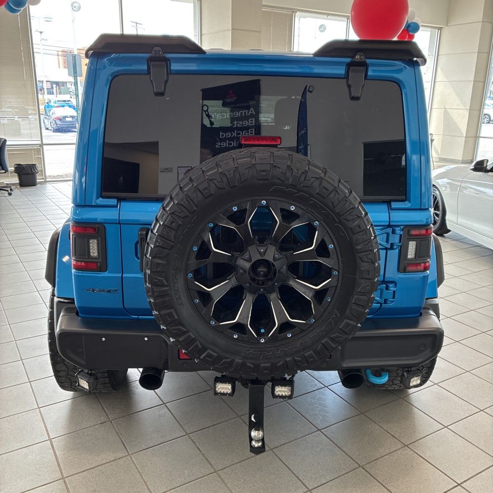 2024 Jeep Wrangler - Image 16