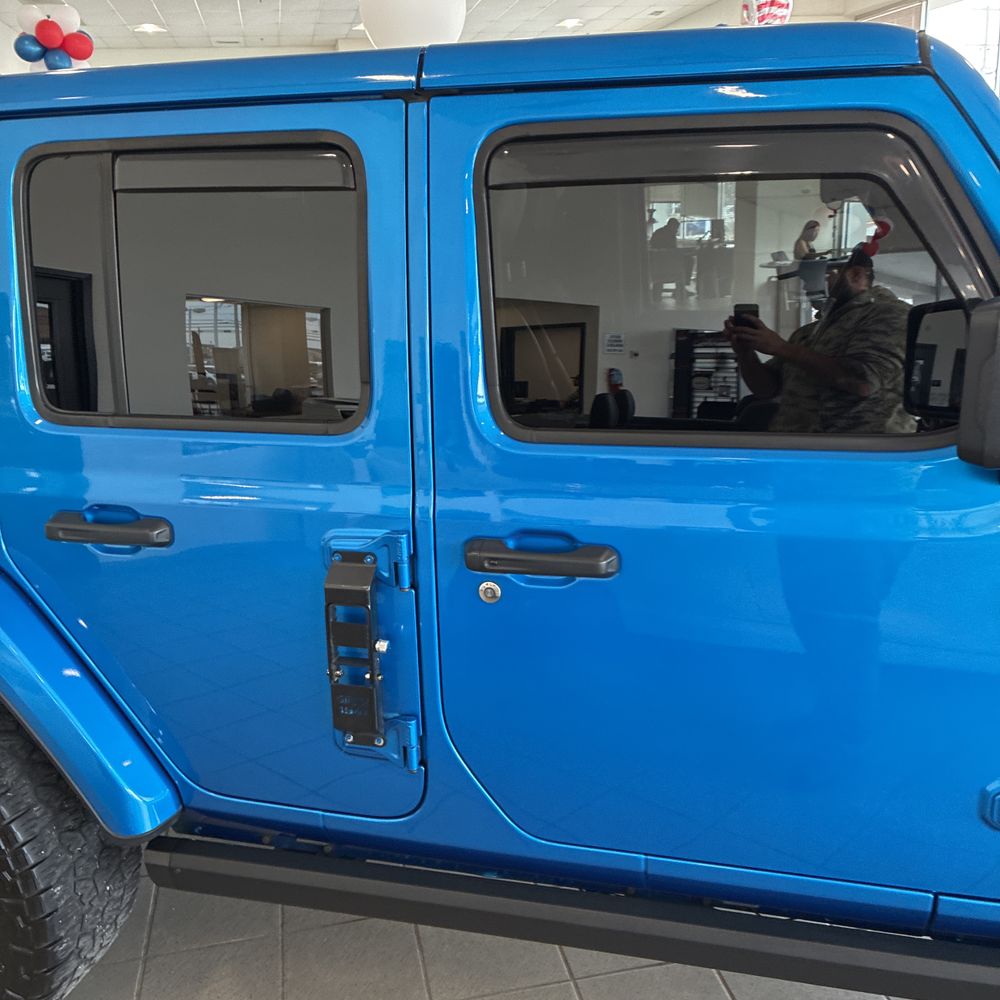 2024 Jeep Wrangler - Image 26