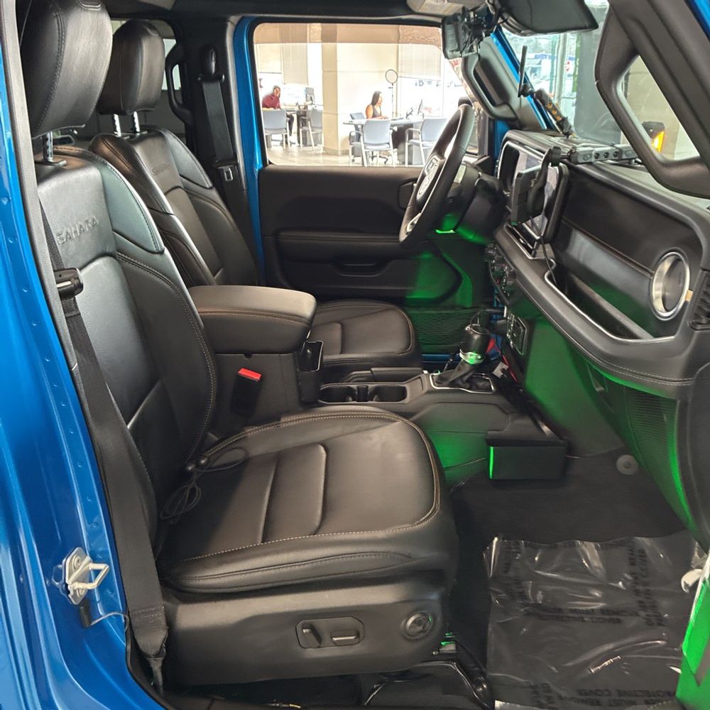 2024 Jeep Wrangler - Image 37