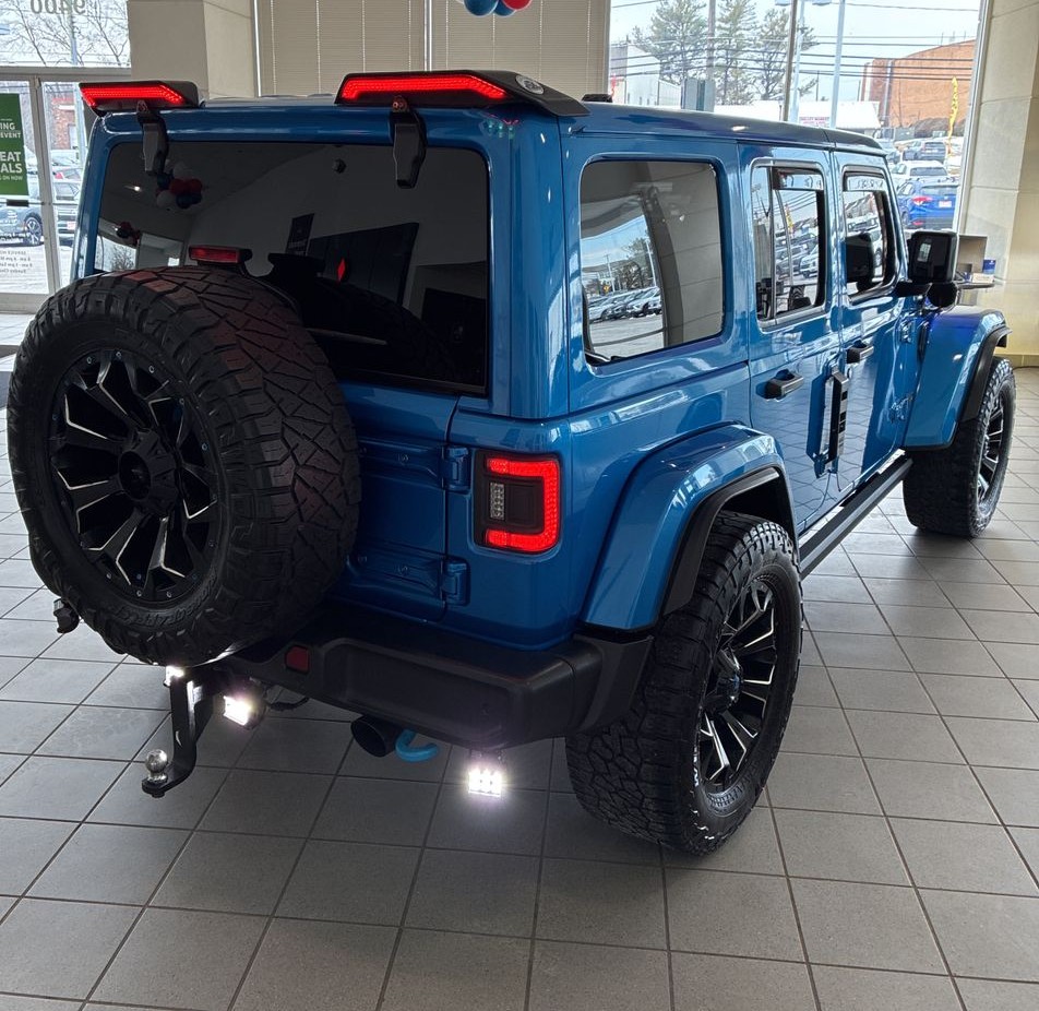 2024 Jeep Wrangler - Image 58