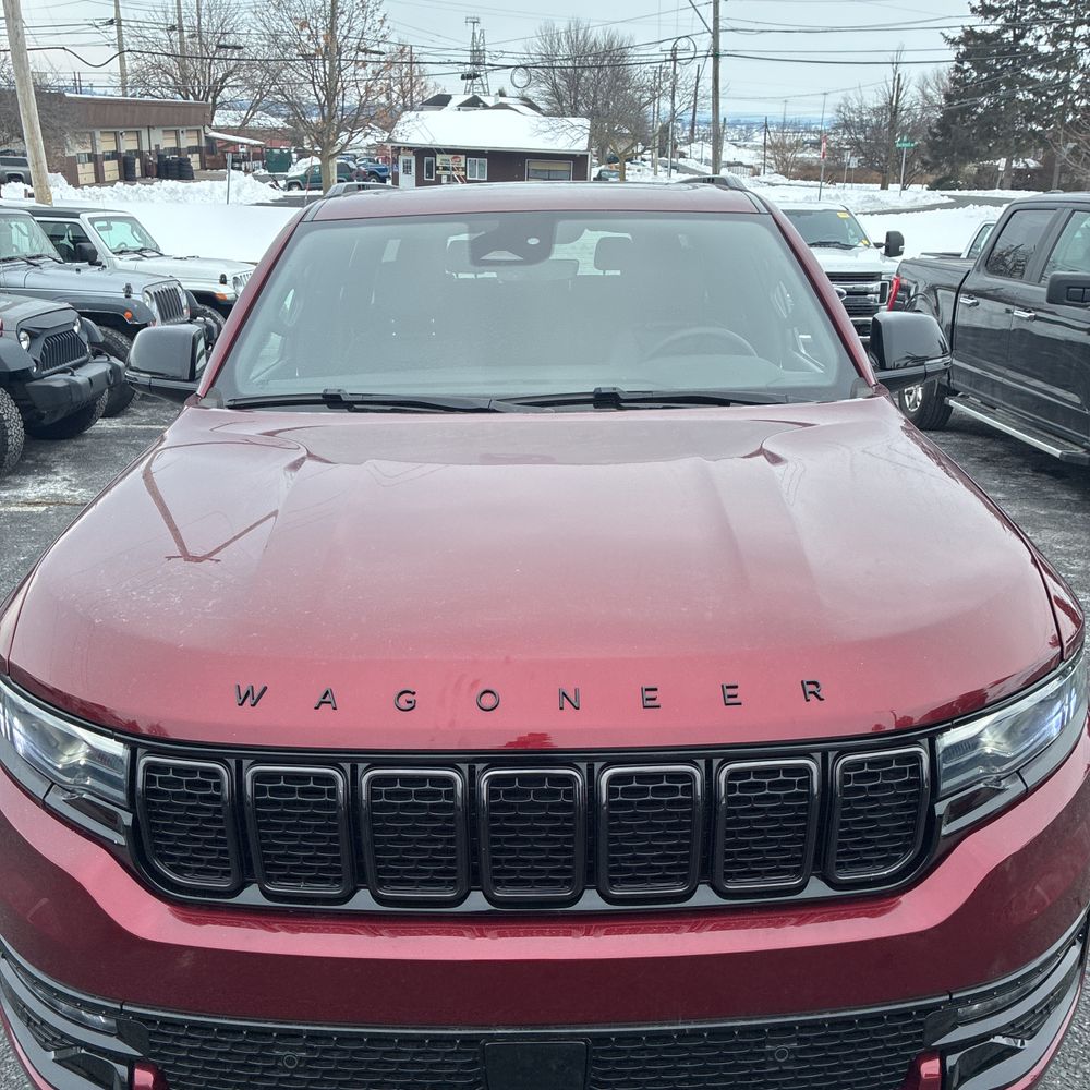 2024 Jeep Wagoneer - Image 26