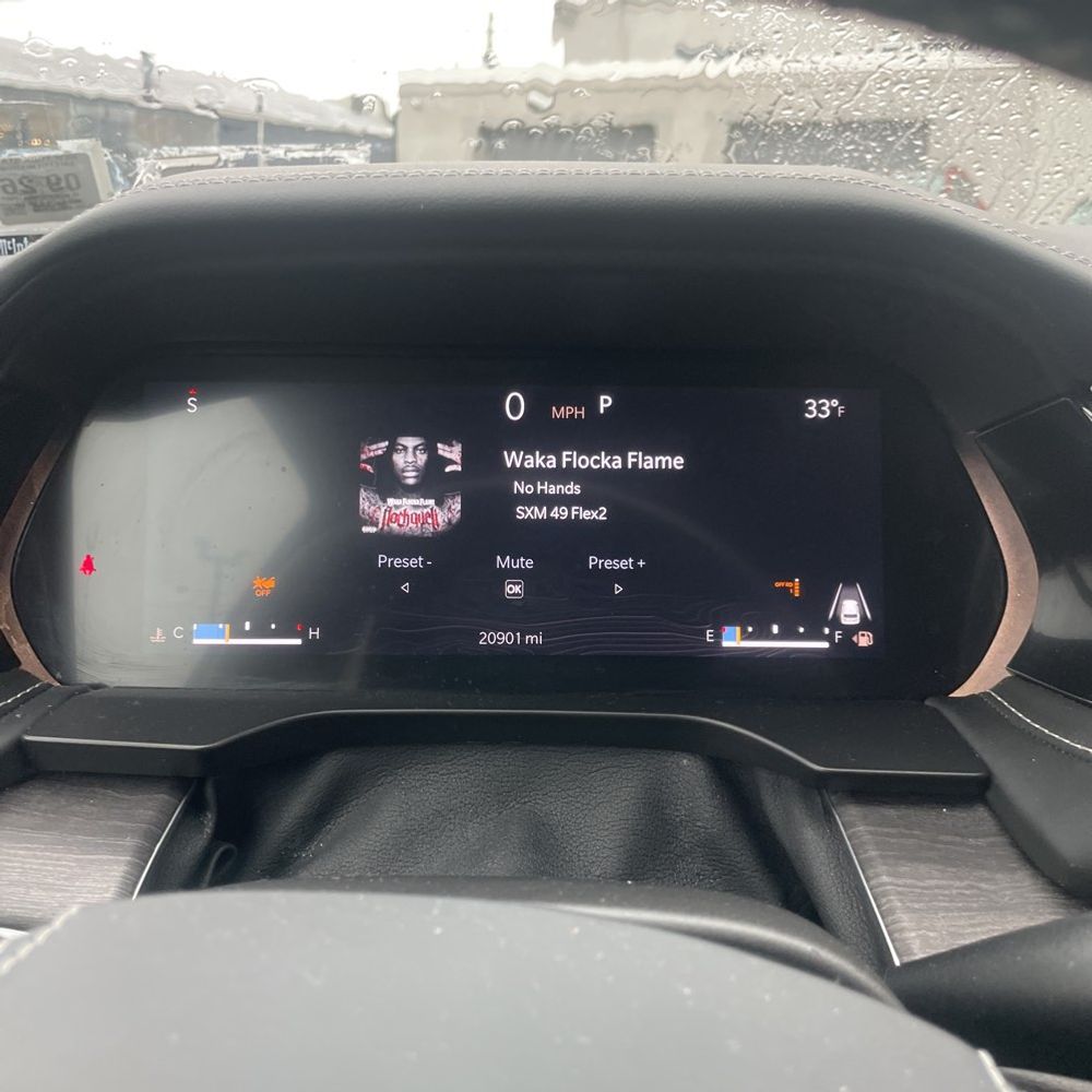 2022 Jeep Grand Cherokee - Image 27