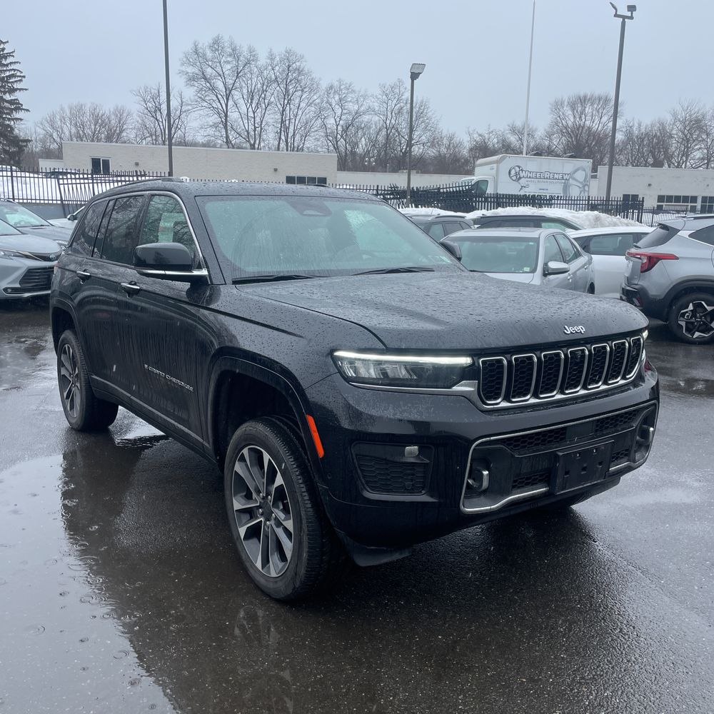 2022 Jeep Grand Cherokee - Image 28