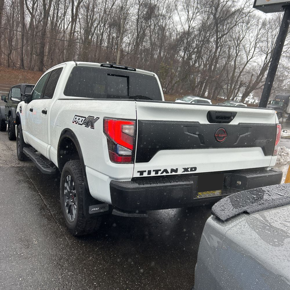 2023 Nissan TITAN XD - Image 19