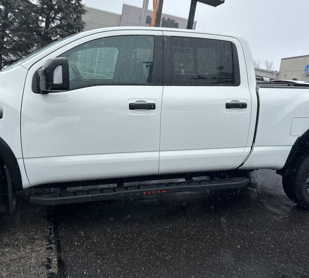 2023 Nissan TITAN XD - Image 39