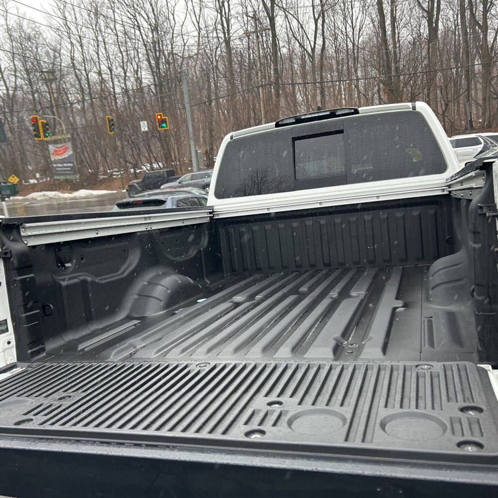 2023 Nissan TITAN XD - Image 40
