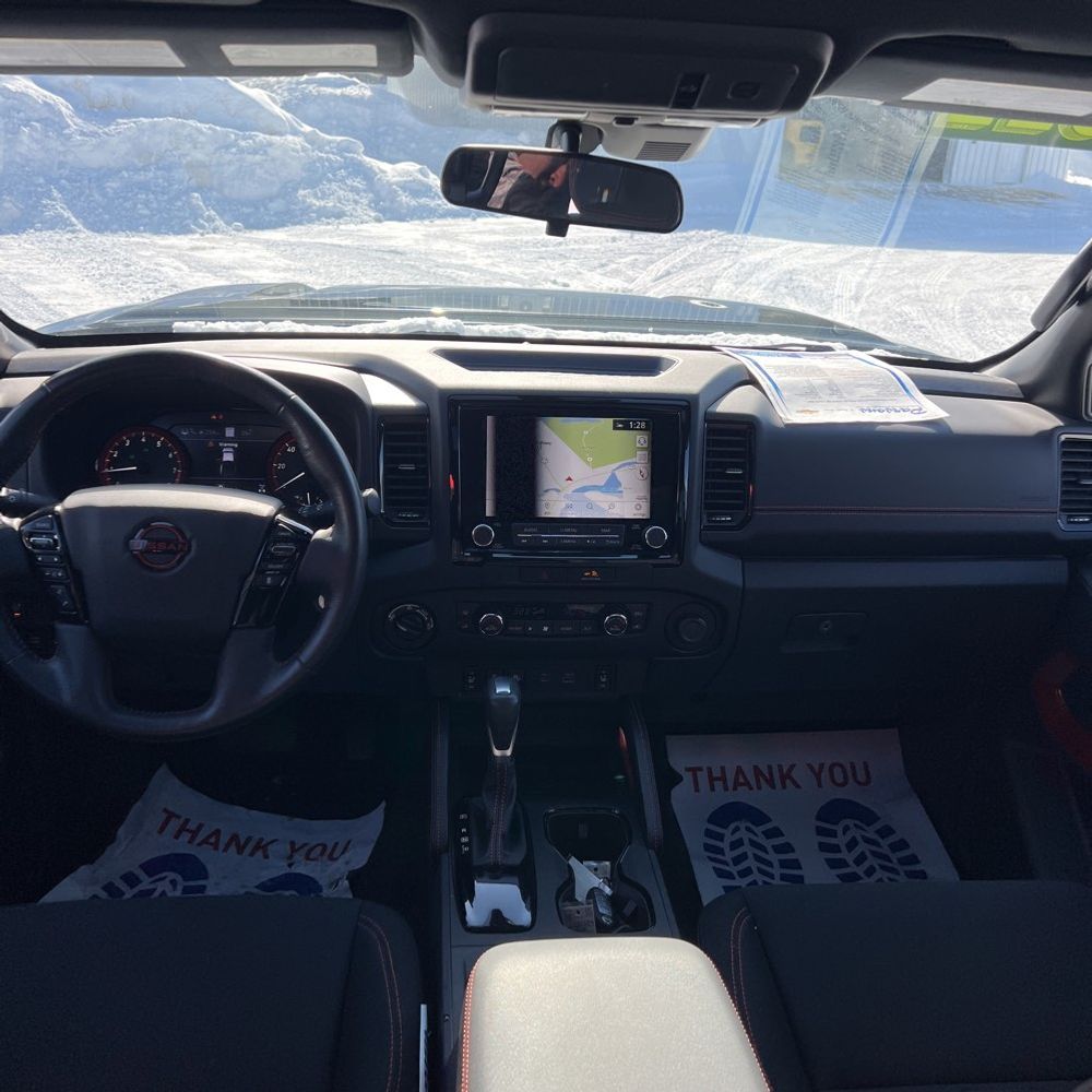 2022 Nissan Frontier - Image 14