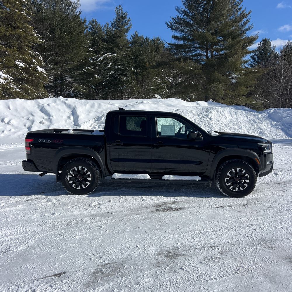 2022 Nissan Frontier - Image 19