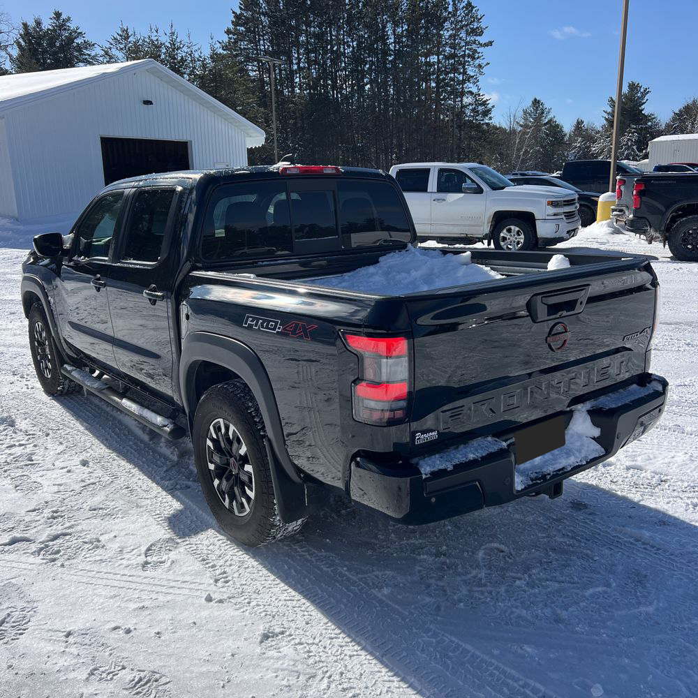 2022 Nissan Frontier - Image 21