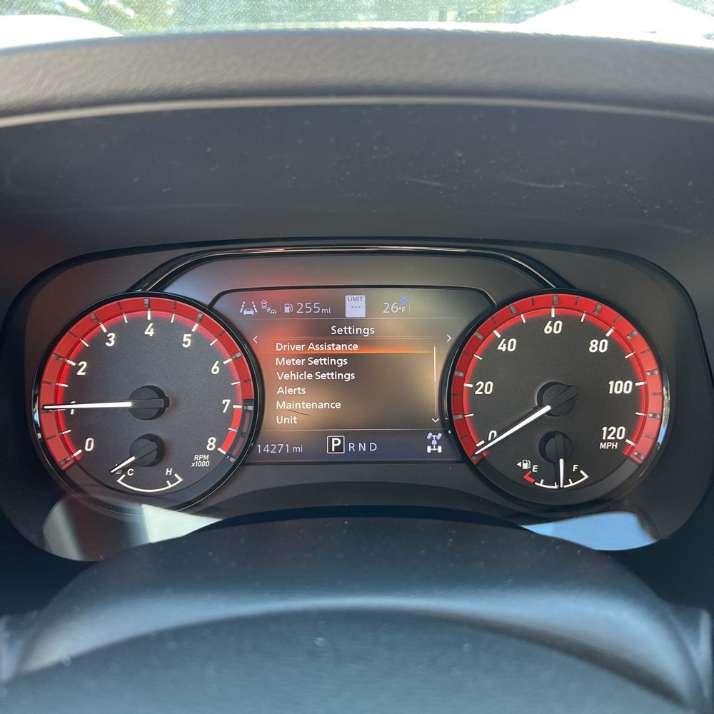 2022 Nissan Frontier - Image 35