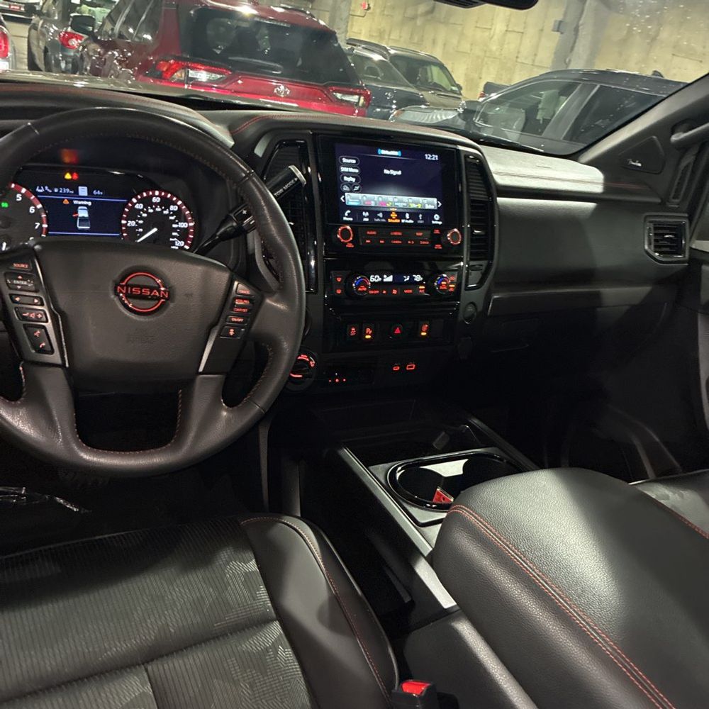 2023 Nissan TITAN - Image 14