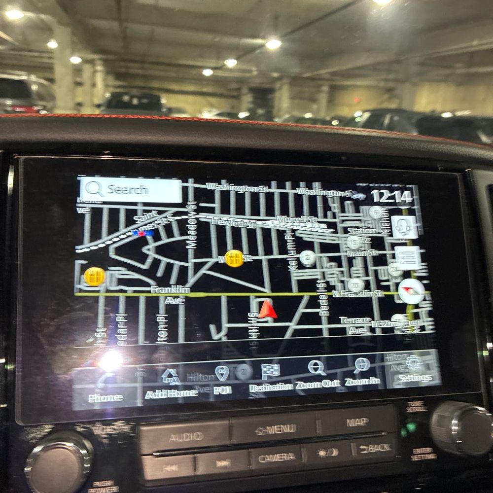 2023 Nissan TITAN - Image 39