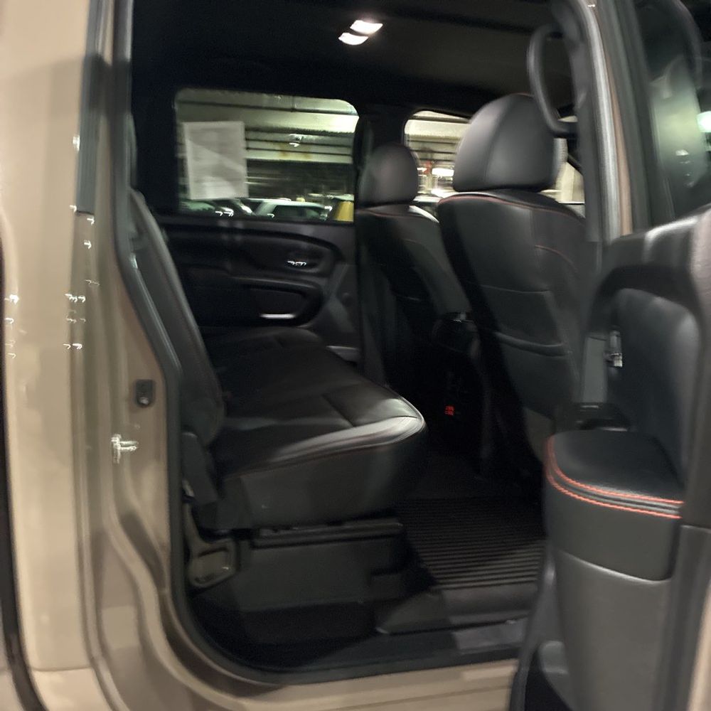 2023 Nissan TITAN - Image 40
