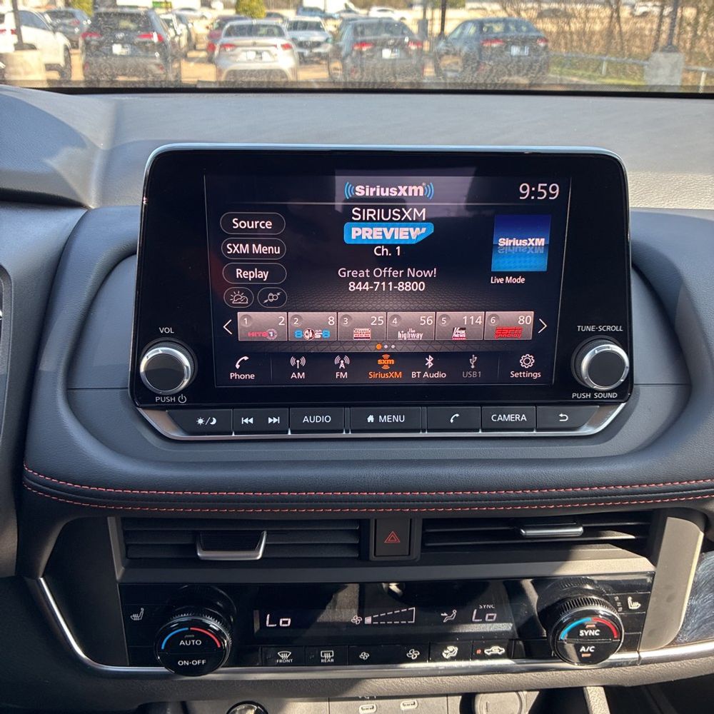 2025 Nissan Rogue - Image 15
