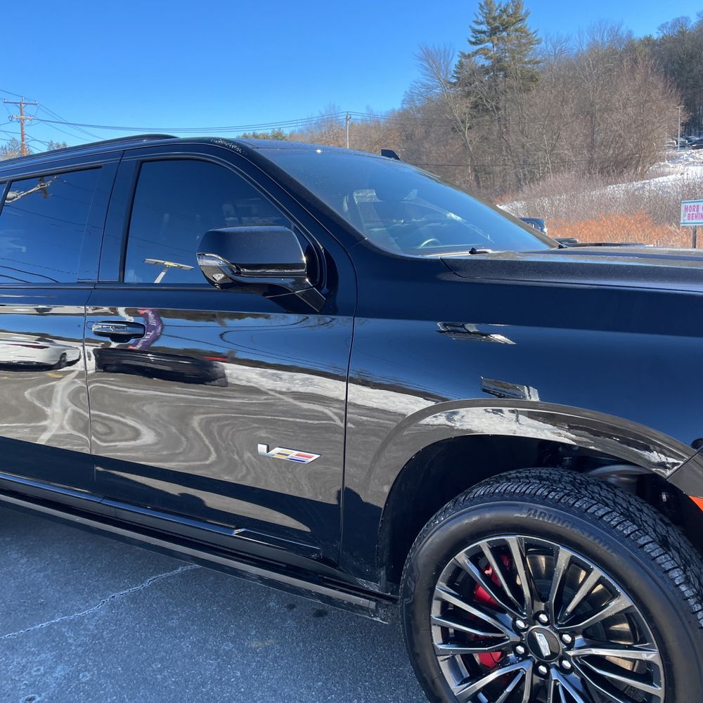 2024 Cadillac Escalade-V ESV - Image 22