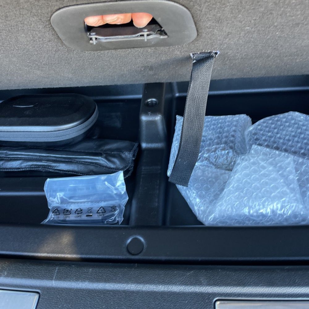 2024 Cadillac Escalade-V ESV - Image 24