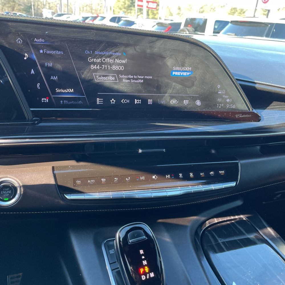 2024 Cadillac Escalade-V ESV - Image 32