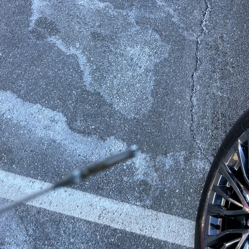 2024 Cadillac Escalade-V ESV - Image 40