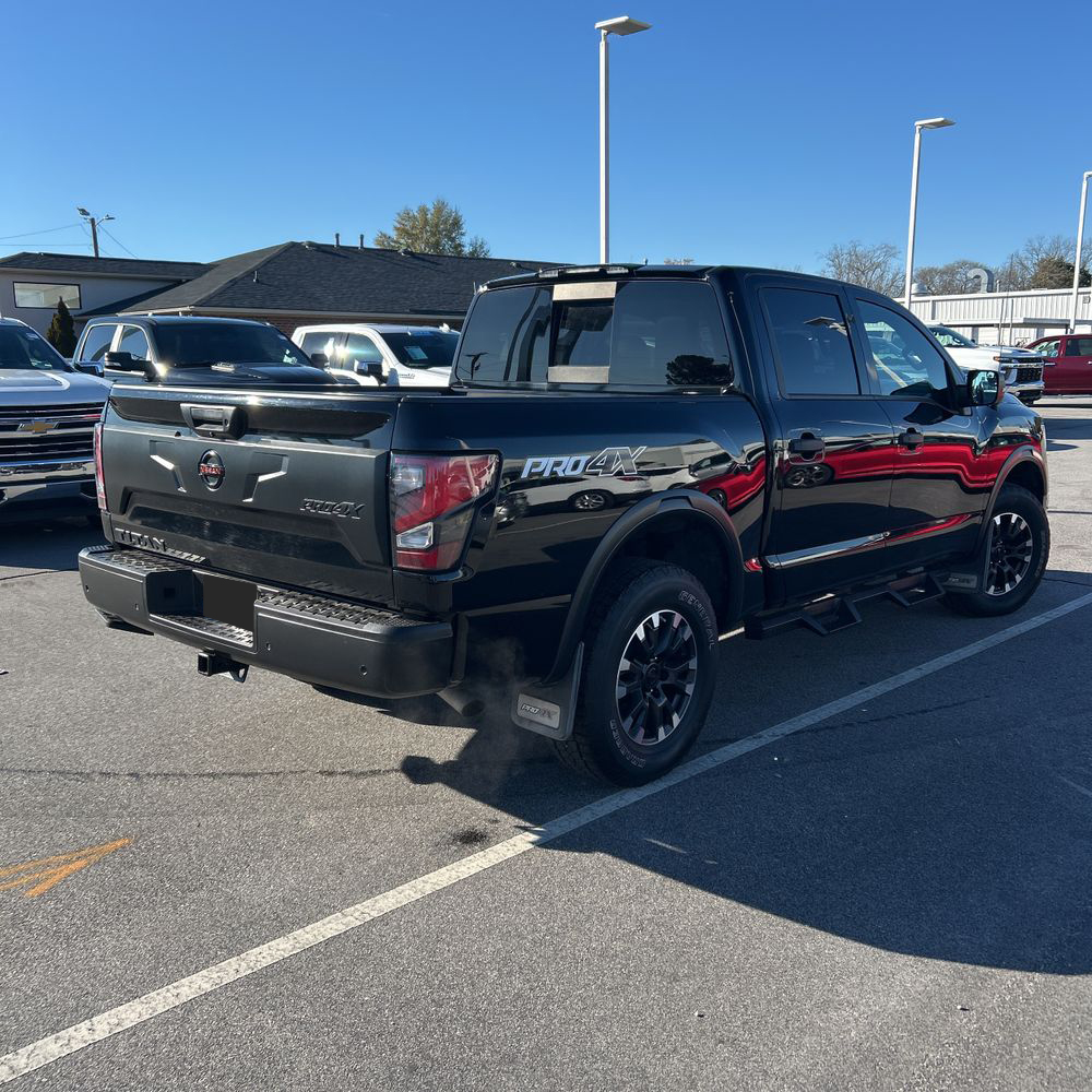 2021 Nissan Titan - Image 4