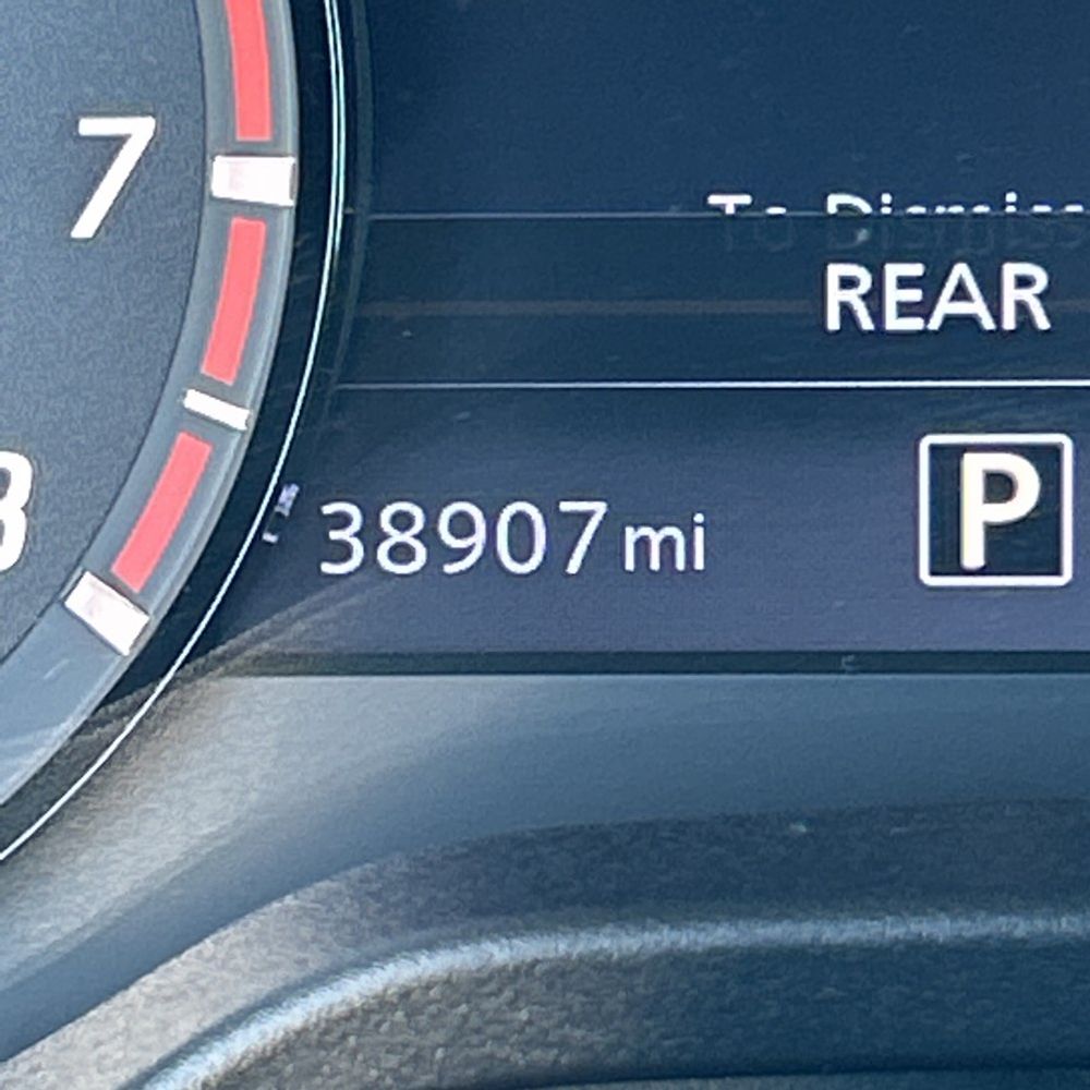 2021 Nissan Titan - Image 11