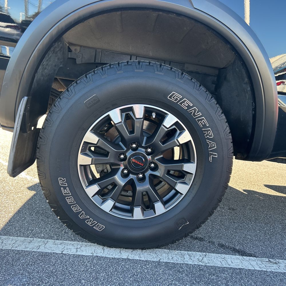 2021 Nissan Titan - Image 15
